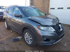 5N1AT2MV7HC856172 2017 NISSAN ROGUE