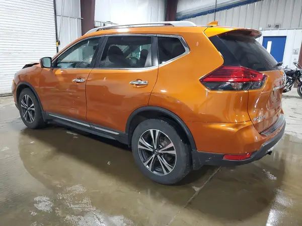 5N1AT2MV7HC859069 2017 NISSAN ROGUE - Image 2