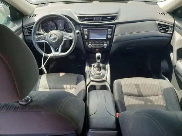 5N1AT2MV7HC865180 2017 NISSAN ROGUE - Image 8