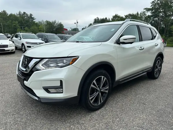 5N1AT2MV7HC870489 2017 NISSAN ROGUE - Image 2
