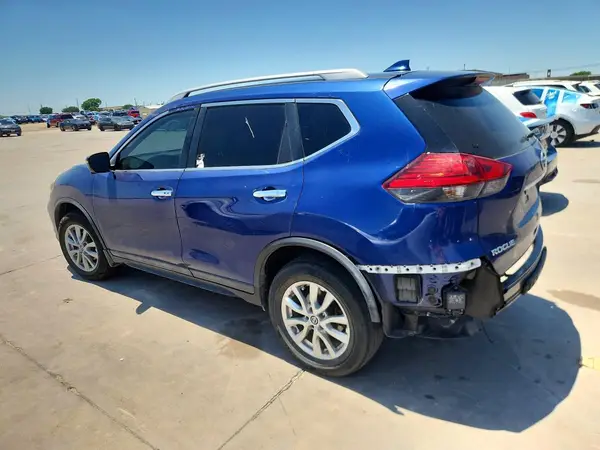 5N1AT2MV7HC875501 2017 NISSAN ROGUE - Image 2