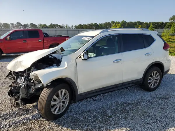 5N1AT2MV7HC877992 2017 NISSAN ROGUE - Image 1