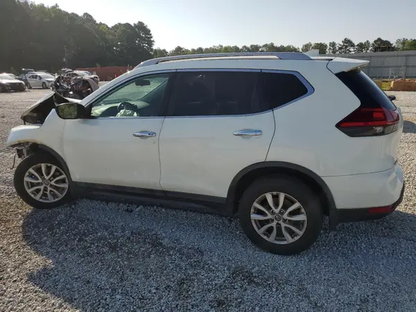 5N1AT2MV7HC877992 2017 NISSAN ROGUE - Image 2