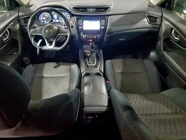 5N1AT2MV7HC881914 2017 NISSAN ROGUE - Image 8