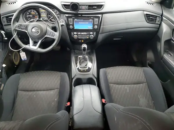 5N1AT2MV7HC882061 2017 NISSAN ROGUE - Image 8