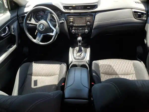5N1AT2MV7HC887535 2017 NISSAN ROGUE - Image 8
