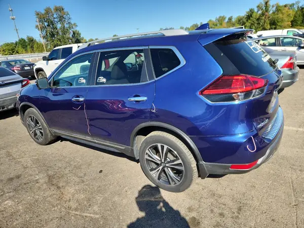 5N1AT2MV7HC888555 2017 NISSAN ROGUE - Image 2