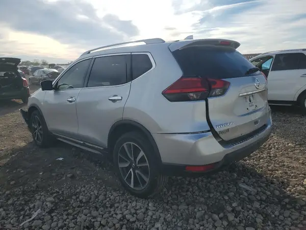 5N1AT2MV7HC892220 2017 NISSAN ROGUE - Image 2