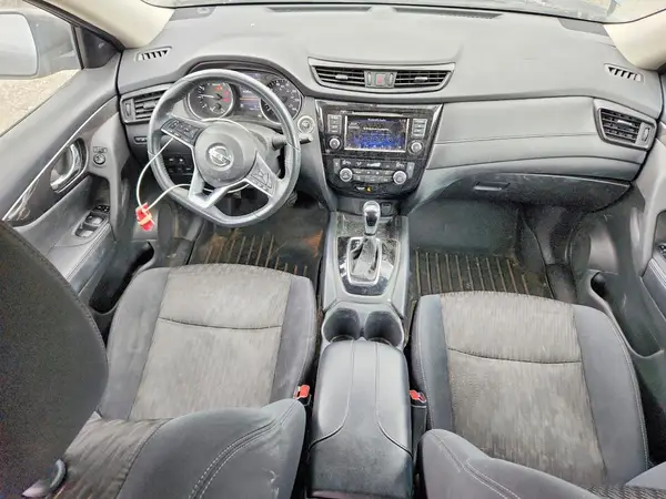 5N1AT2MV7JC701563 2018 NISSAN ROGUE - Image 8