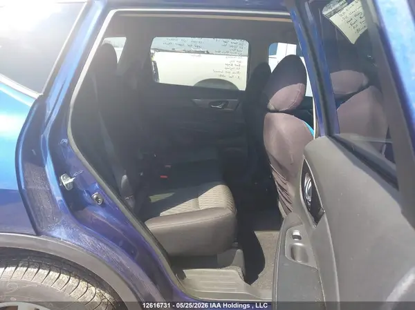 5N1AT2MV7JC708514 2018 NISSAN ROGUE - Image 8