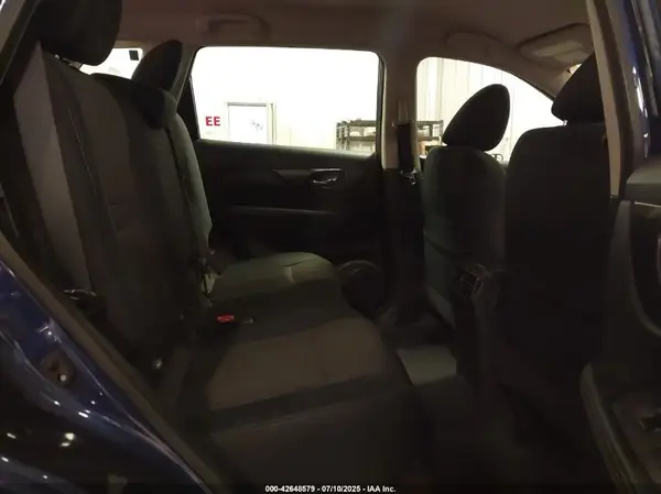 5N1AT2MV7JC717083 2018 NISSAN ROGUE - Image 8