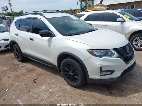 5N1AT2MV7JC721618 2018 NISSAN ROGUE - Image 1
