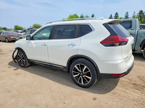 5N1AT2MV7JC734546 2018 NISSAN ROGUE - Image 2