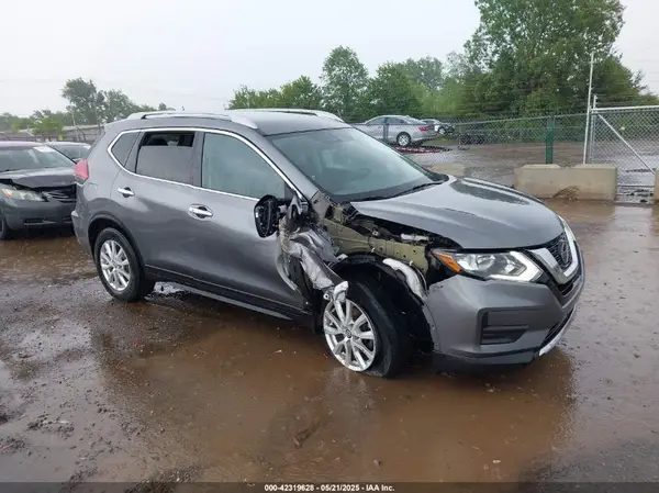 5N1AT2MV7JC741903 2018 NISSAN ROGUE - Image 1