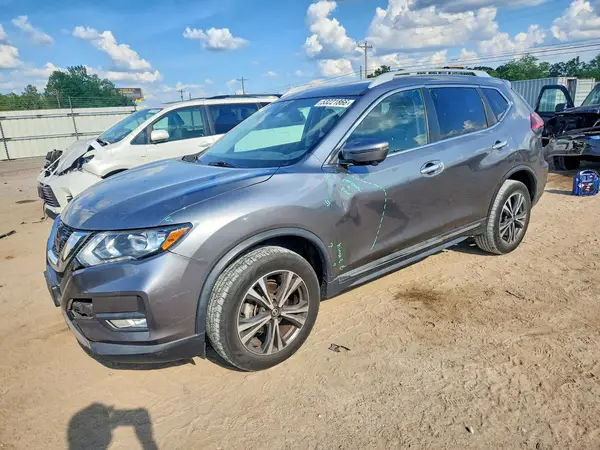 5N1AT2MV7JC744011 2018 NISSAN ROGUE - Image 1