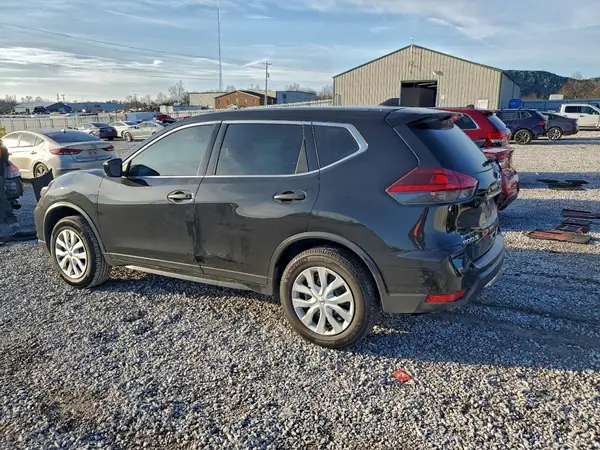 5N1AT2MV7JC744297 2018 NISSAN ROGUE - Image 2