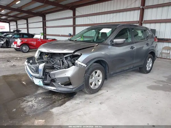 5N1AT2MV7JC745286 2018 NISSAN ROGUE - Image 2
