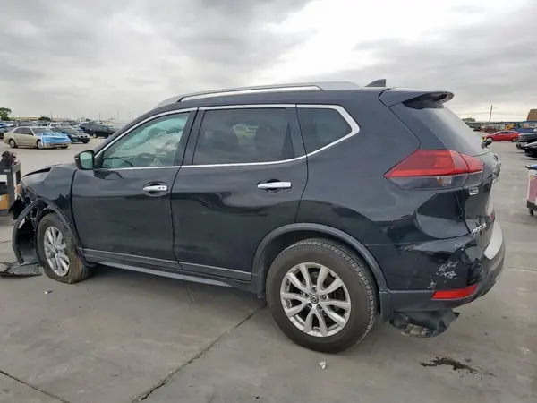 5N1AT2MV7JC748897 2018 NISSAN ROGUE - Image 2