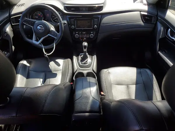 5N1AT2MV7JC750858 2018 NISSAN ROGUE - Image 8