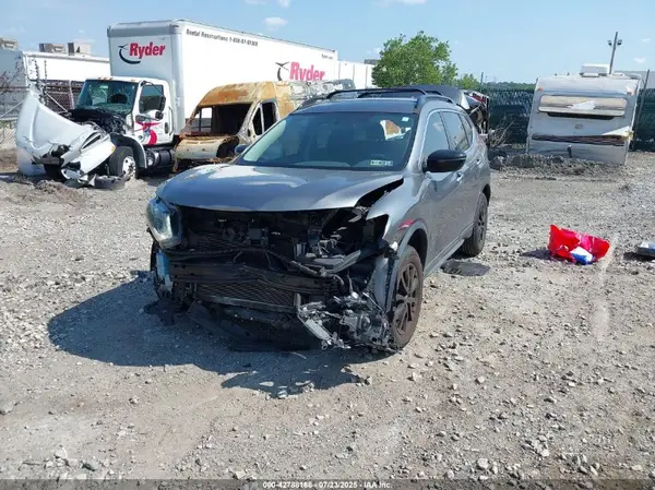 5N1AT2MV7JC754859 2018 NISSAN ROGUE - Image 2