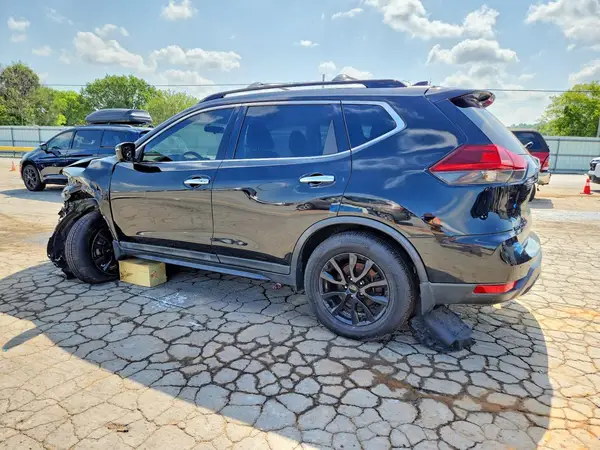 5N1AT2MV7JC755879 2018 NISSAN ROGUE - Image 2