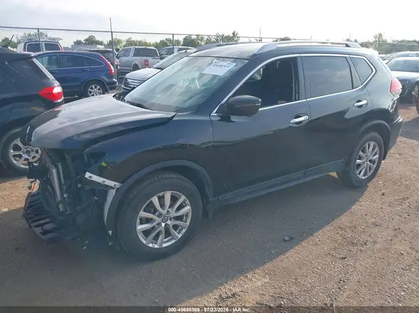 5N1AT2MV7JC755901 2018 NISSAN ROGUE - Image 2