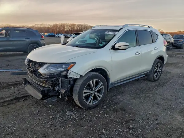 5N1AT2MV7JC757485 2018 NISSAN ROGUE - Image 1