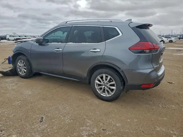 5N1AT2MV7JC771368 2018 NISSAN ROGUE - Image 2