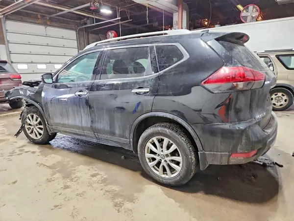 5N1AT2MV7JC774240 2018 NISSAN ROGUE - Image 2