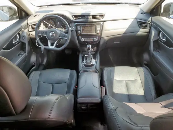 5N1AT2MV7JC776330 2018 NISSAN ROGUE - Image 8