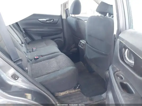 5N1AT2MV7JC778028 2018 NISSAN ROGUE - Image 8