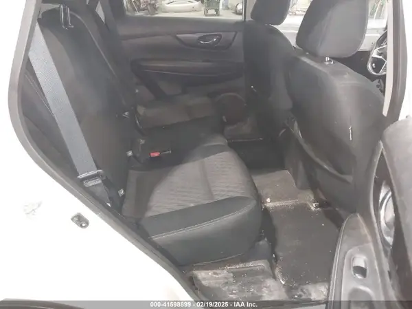 5N1AT2MV7JC794276 2018 NISSAN ROGUE - Image 8