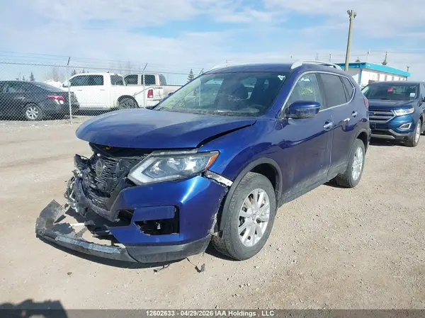 5N1AT2MV7JC796612 2018 NISSAN ROGUE - Image 2