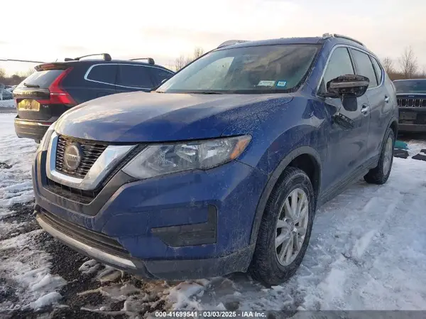 5N1AT2MV7JC798036 2018 NISSAN ROGUE - Image 2
