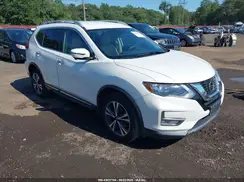 5N1AT2MV7JC800030 2018 NISSAN ROGUE