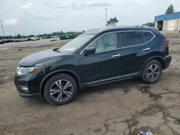 5N1AT2MV7JC805437 2018 NISSAN ROGUE - Image 1
