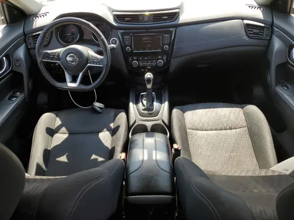 5N1AT2MV7JC805633 2018 NISSAN ROGUE - Image 8