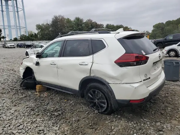 5N1AT2MV7JC808130 2018 NISSAN ROGUE - Image 2