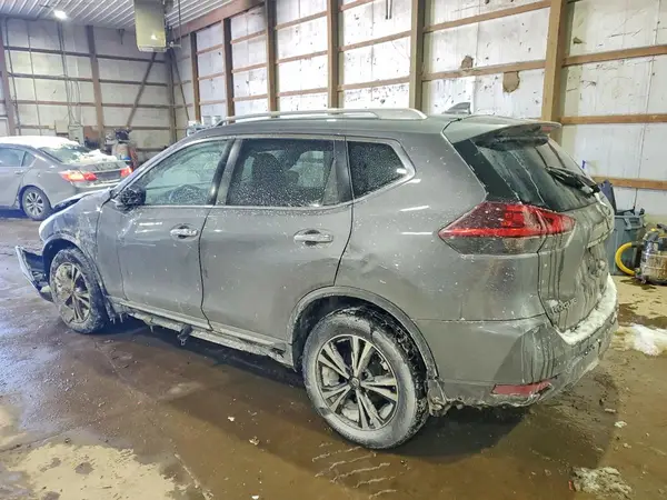 5N1AT2MV7JC809522 2018 NISSAN ROGUE - Image 2