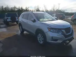 5N1AT2MV7JC811576 2018 NISSAN ROGUE
