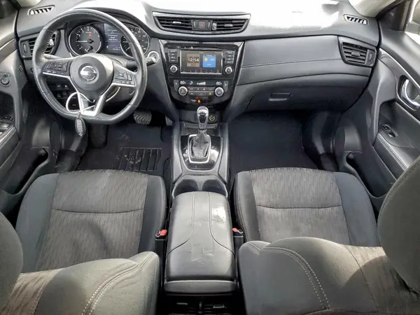 5N1AT2MV7JC817636 2018 NISSAN ROGUE - Image 8