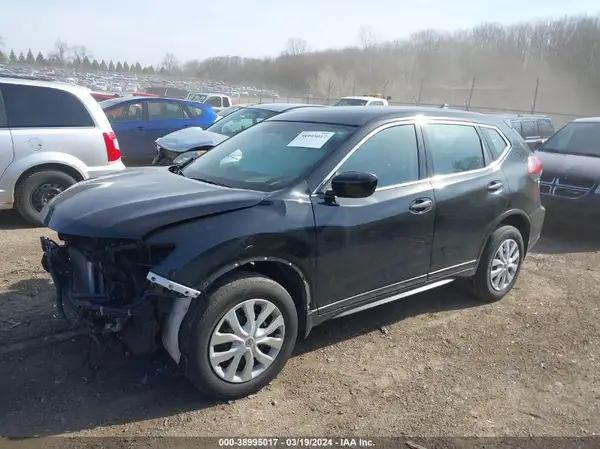 5N1AT2MV7JC821623 2018 NISSAN ROGUE - Image 2