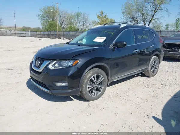 5N1AT2MV7JC824506 2018 NISSAN ROGUE - Image 2
