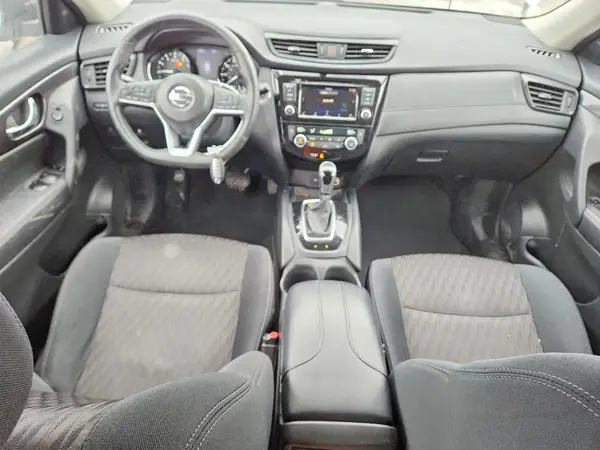 5N1AT2MV7JC825140 2018 NISSAN ROGUE - Image 8