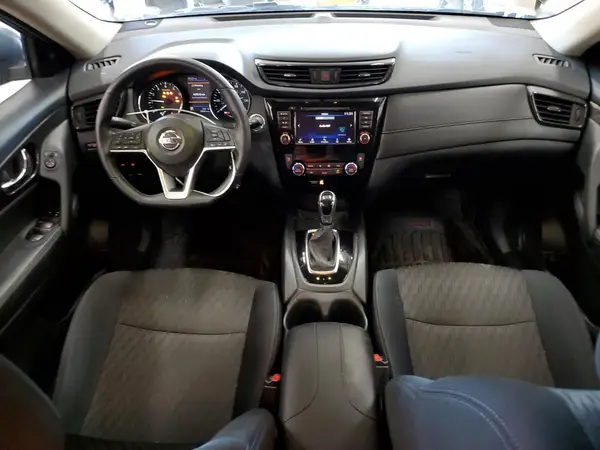 5N1AT2MV7JC825977 2018 NISSAN ROGUE - Image 8
