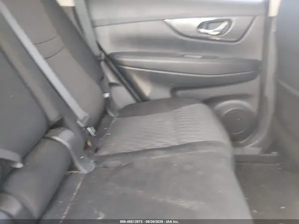 5N1AT2MV7JC831830 2018 NISSAN ROGUE - Image 8