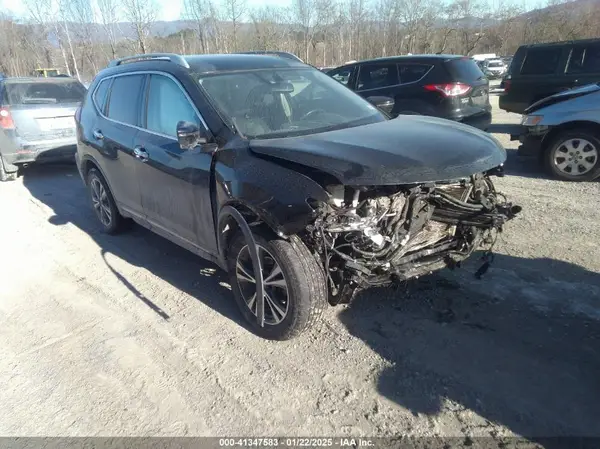 5N1AT2MV7JC835179 2018 NISSAN ROGUE - Image 1