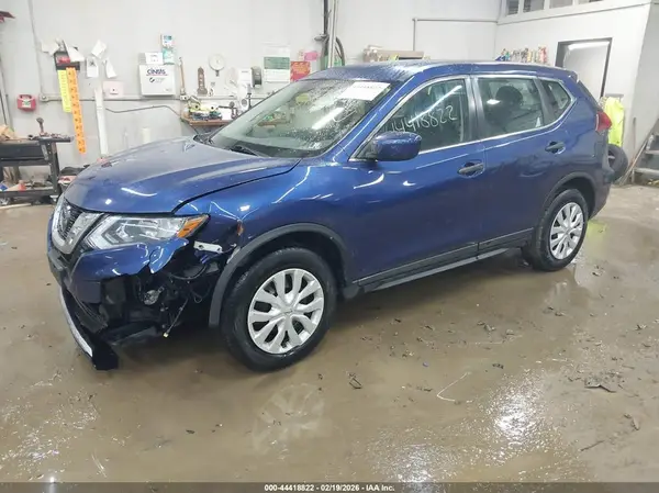 5N1AT2MV7JC841497 2018 NISSAN ROGUE - Image 2