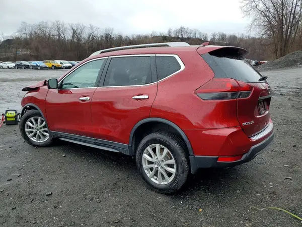 5N1AT2MV7JC843332 2018 NISSAN ROGUE - Image 2