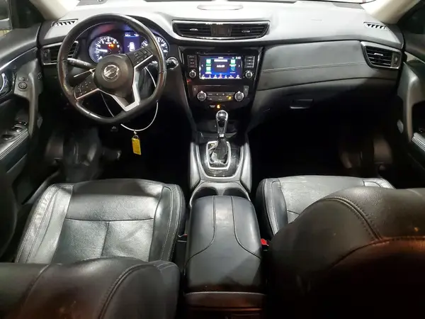 5N1AT2MV7JC847056 2018 NISSAN ROGUE - Image 8